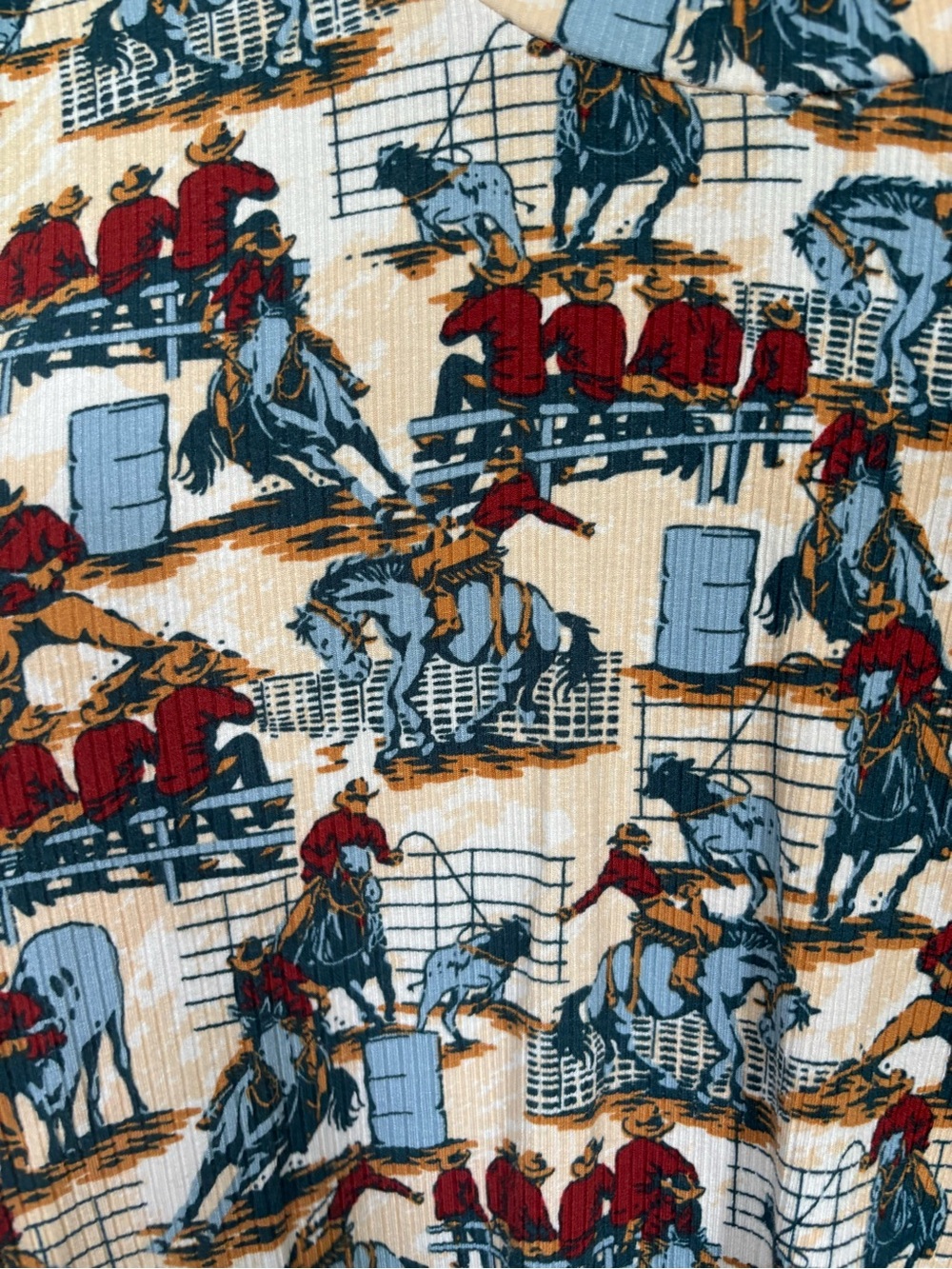 Wrangler Retro Western Print Button-Up — Cream, Red, Blue - Picture 2 of 4
